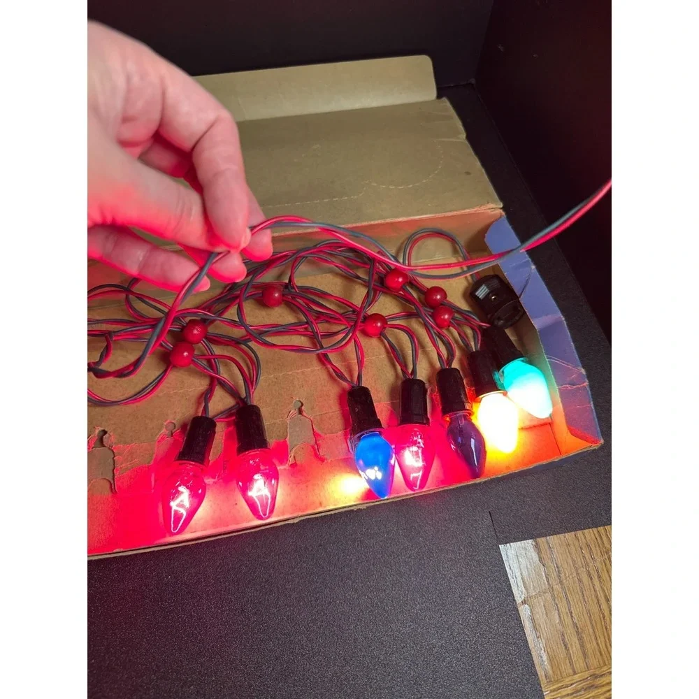 Vintage Radiant No.201 Christmas‎ Lights GE Mazda Bulbs w/ Box – 1 Bulb Out